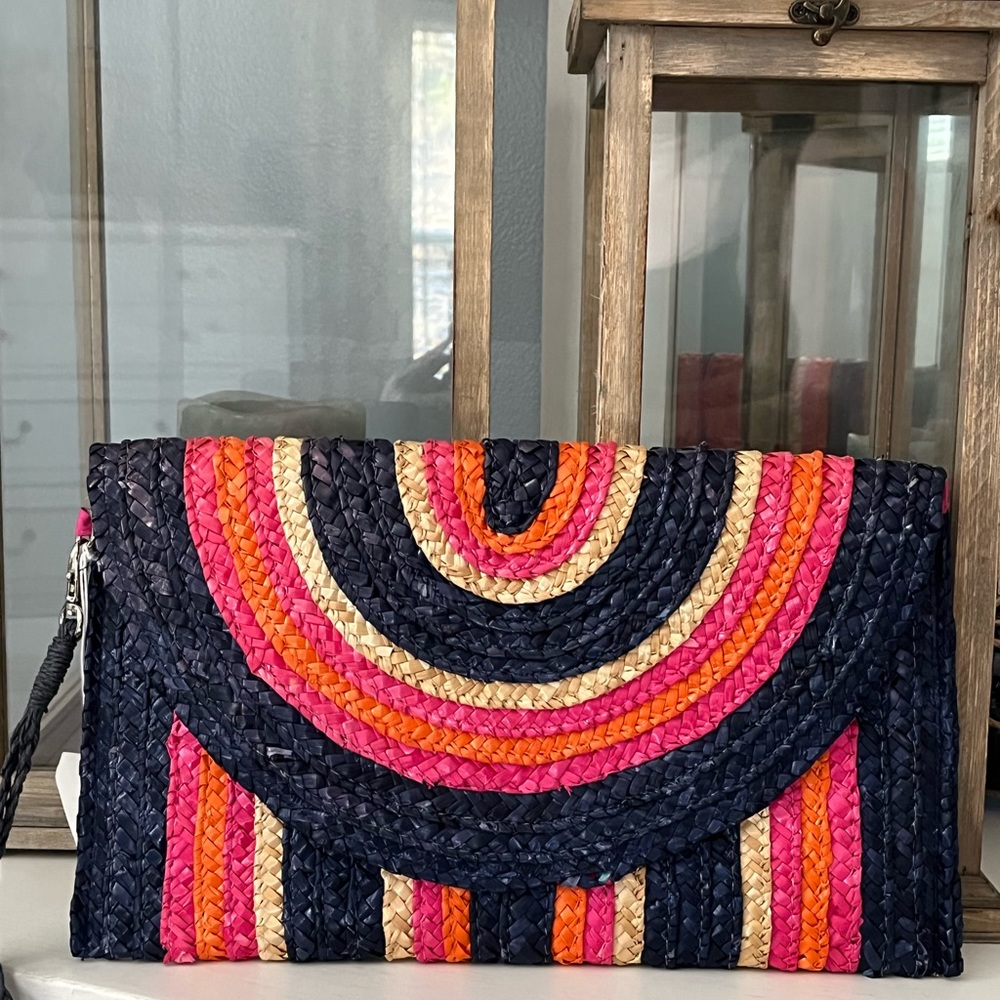 Straw bag